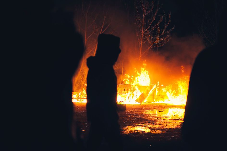 ¡Cae la dupla del caos! Capturan a China Yessenia y Pimpollo, sospechosos del trágico incendio de Lince